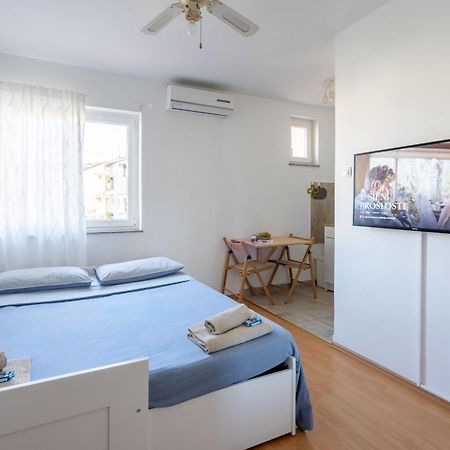 Sunny & Cosy Studio Wparking Rovinj Exterior photo